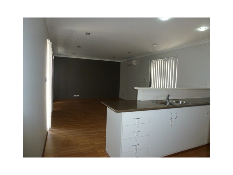 3/24 Findon Street, Westminster WA 6061