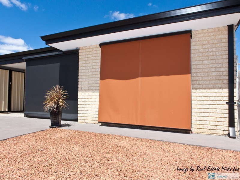 10 Benia Rise, Alexander Heights WA 6064