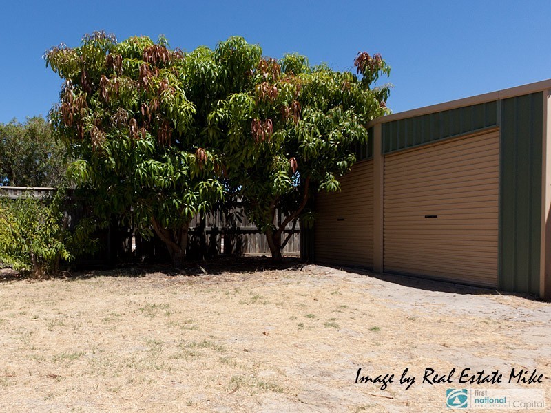 6 Comet Court, Alexander Heights WA 6064