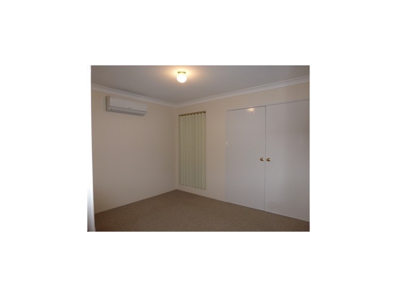 4/81 Azelia Street, Alexander Heights WA 6064