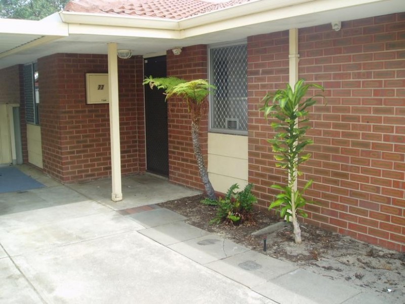 77 Amberton Avenue, Girrawheen WA 6064