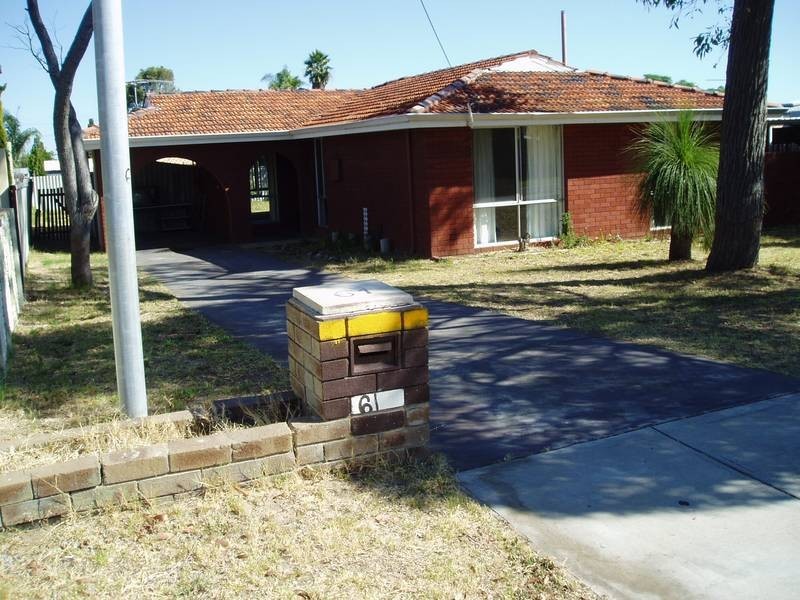 61 Burnham Way, Girrawheen WA 6064
