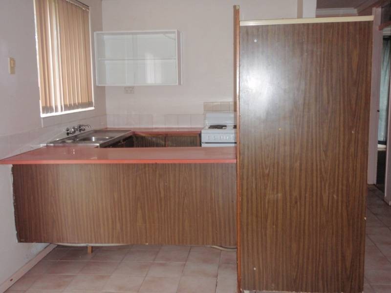 61 Burnham Way, Girrawheen WA 6064