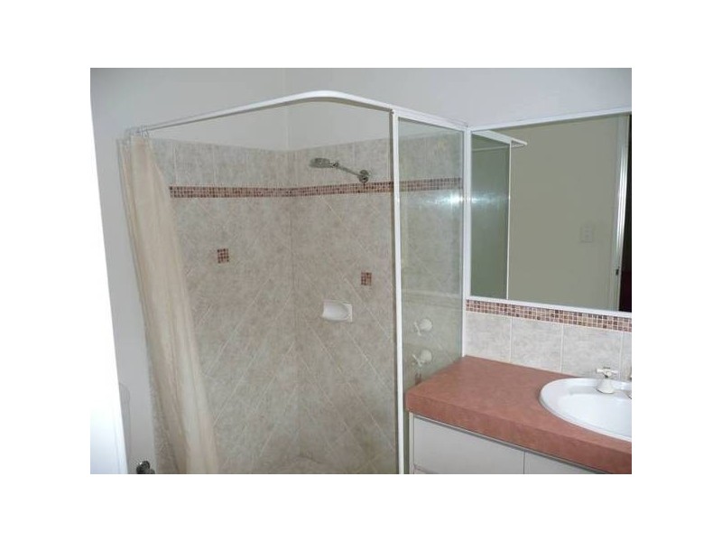 8 Oakman Grove, Landsdale WA 6065