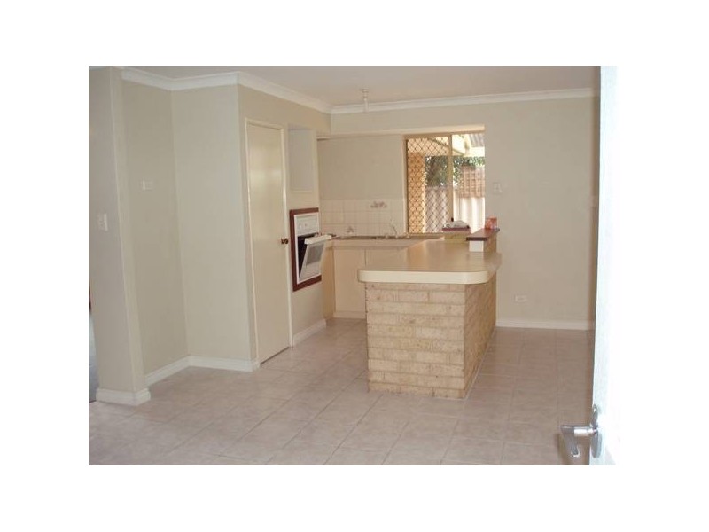 19 Harewood Place, Marangaroo WA 6064