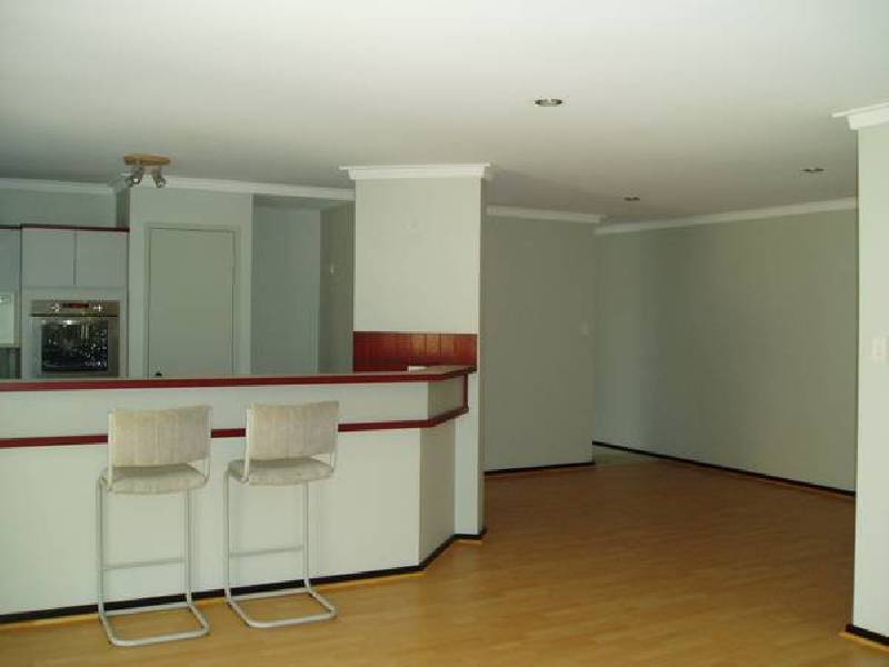 7 Casma Grove, Ballajura WA 6066