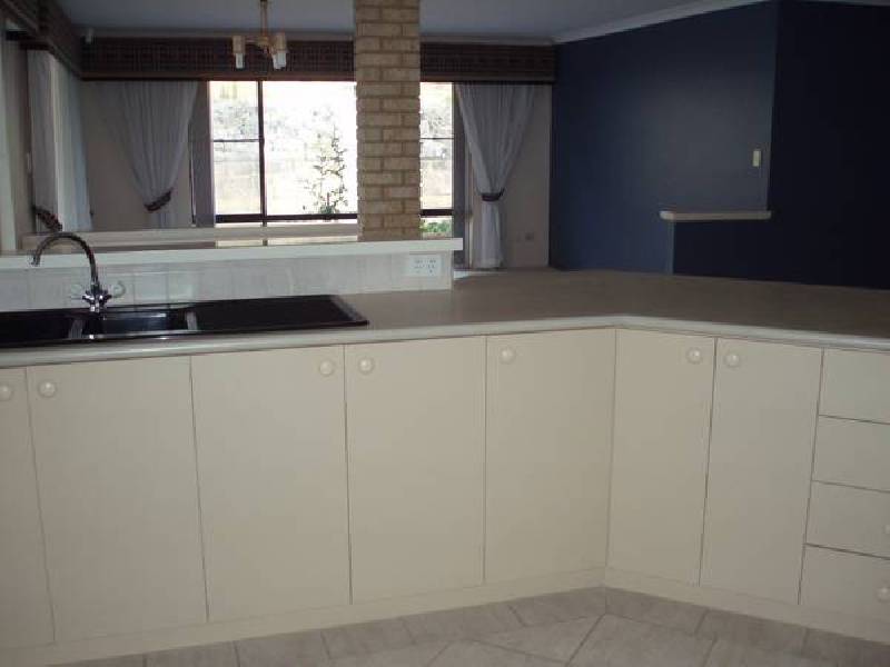 72 The Broadview, Landsdale WA 6065