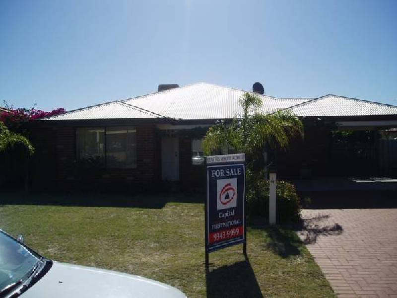 4 Russon Court, Alexander Heights WA 6064