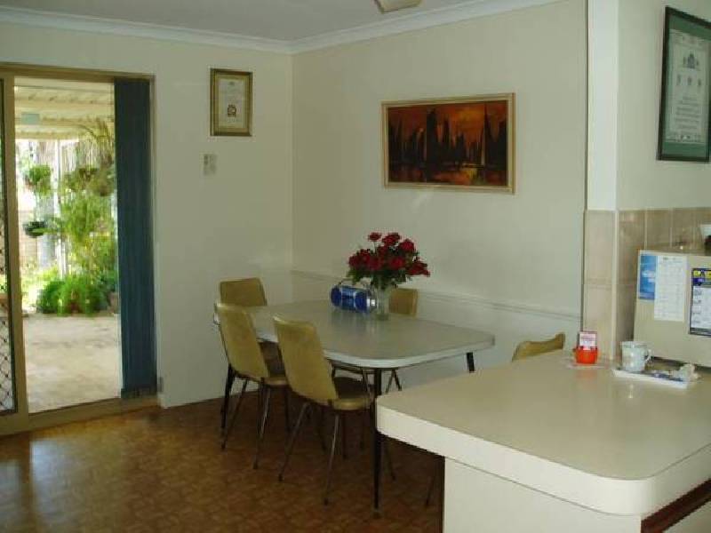 3a Valencia Court, Alexander Heights WA 6064