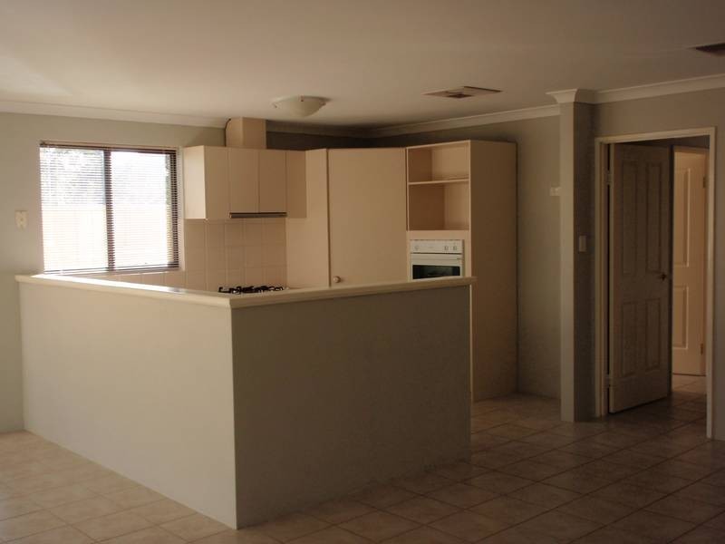 24 Linto Way, Alexander Heights WA 6064