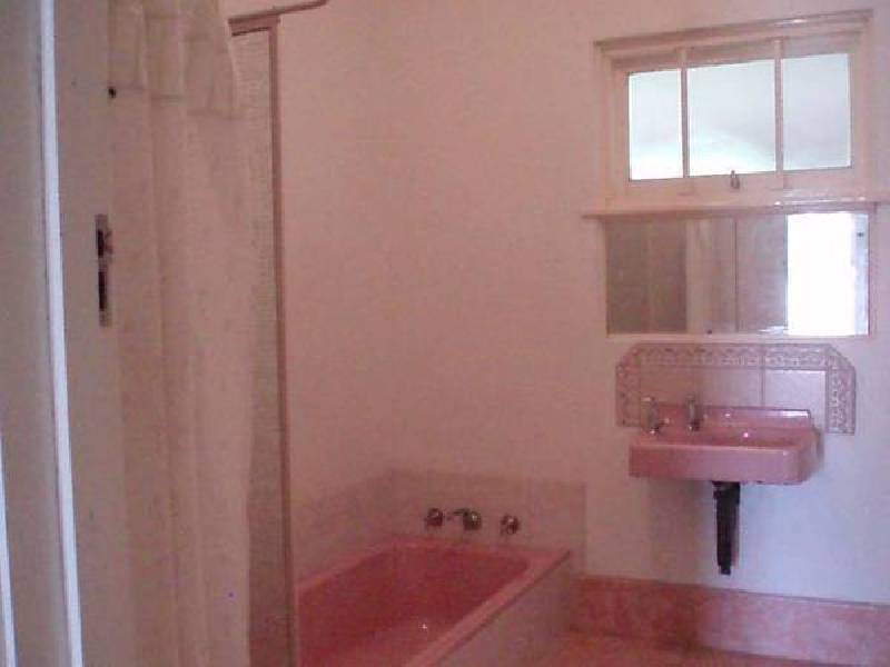 25 McCowan Street, Kenwick WA 6107