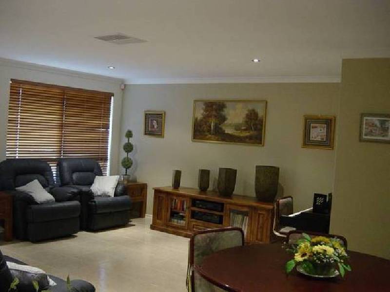 Sumner Mews, Landsdale WA 6065