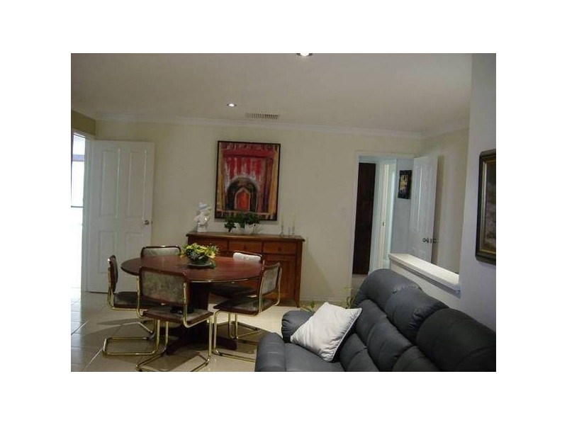 Sumner Mews, Landsdale WA 6065