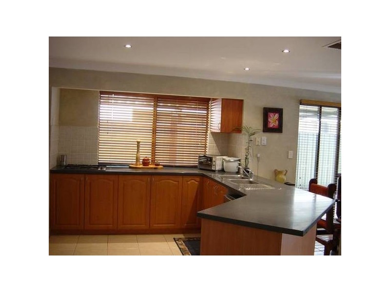 Sumner Mews, Landsdale WA 6065