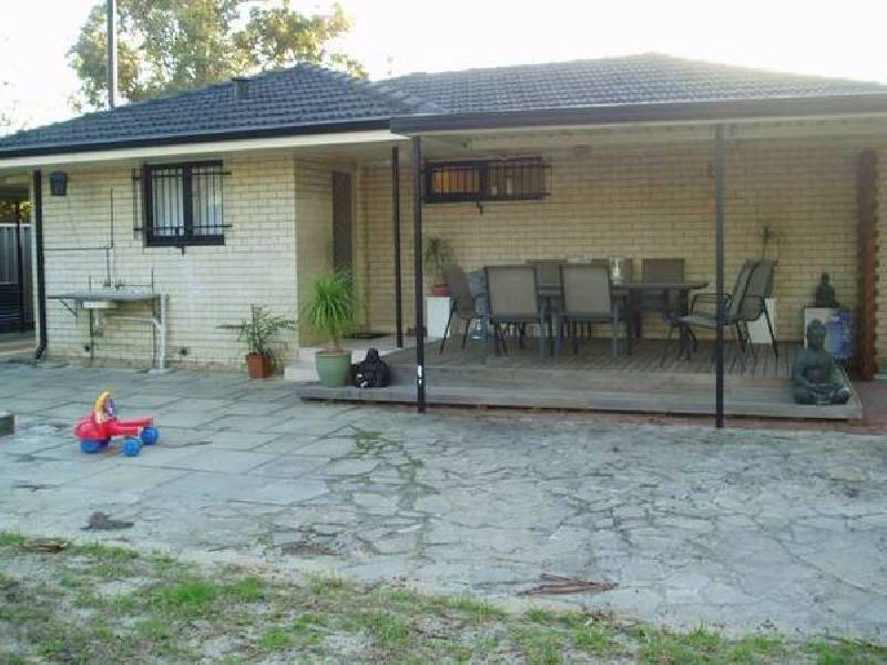 20 Winterton Way, Girrawheen WA 6064