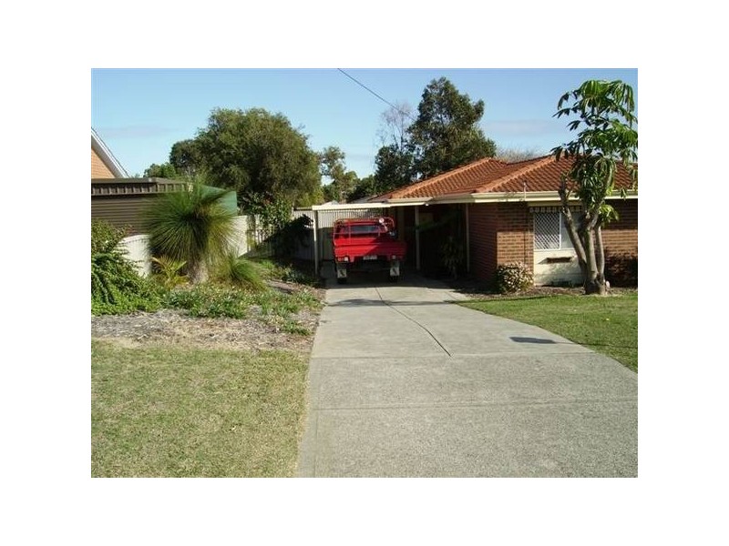 77 Amberton Avenue, Girrawheen WA 6064