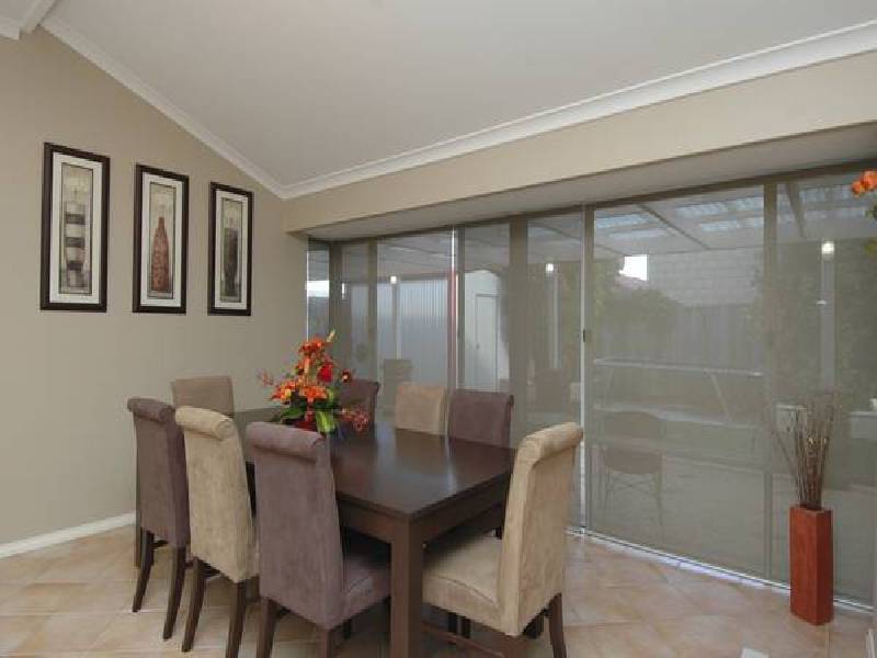 7 Brookway Retreat, Landsdale WA 6065