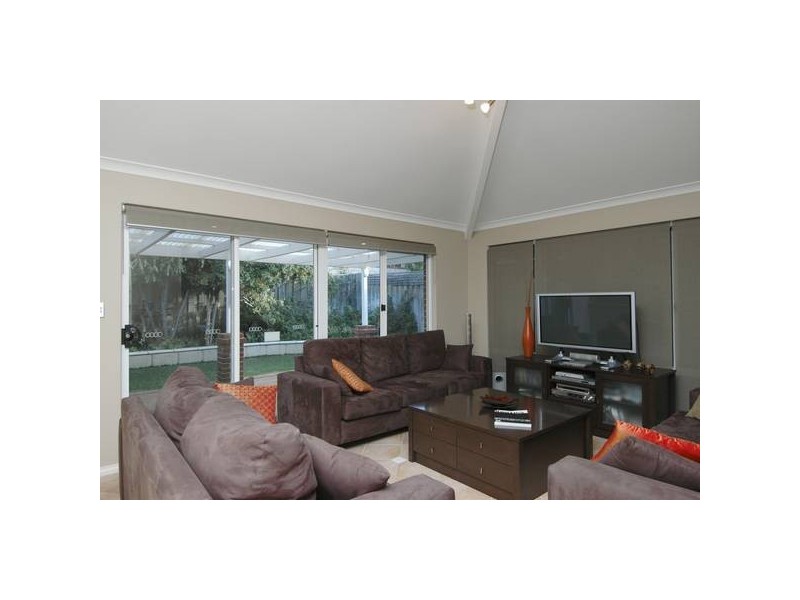 7 Brookway Retreat, Landsdale WA 6065