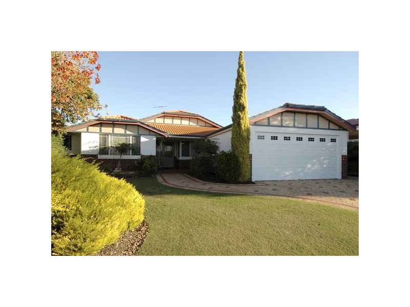 7 Brookway Retreat, Landsdale WA 6065