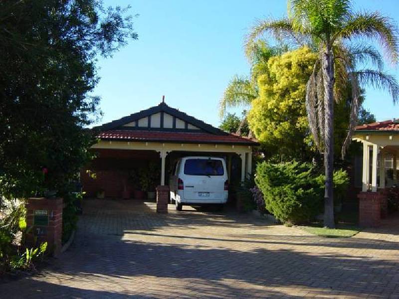 7a Zeil Court, Alexander Heights WA 6064