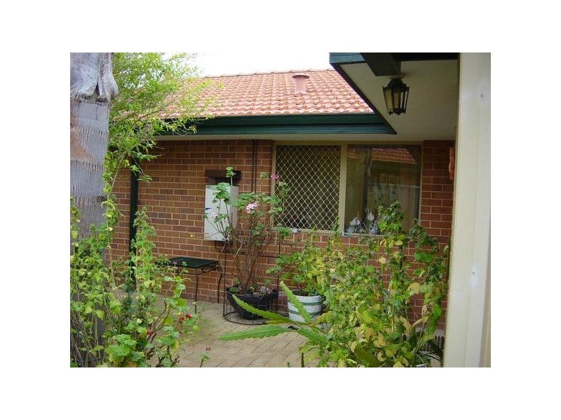 7a Zeil Court, Alexander Heights WA 6064