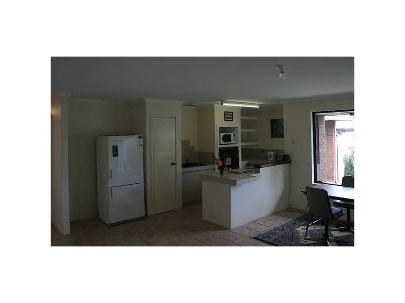 Sherwood Place, Alexander Heights WA 6064