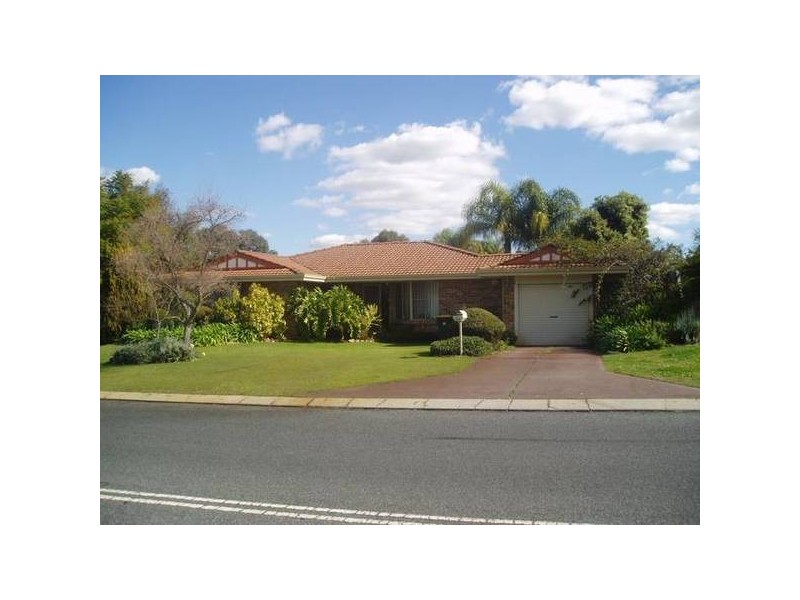 Fenchurch Street, Alexander Heights WA 6064