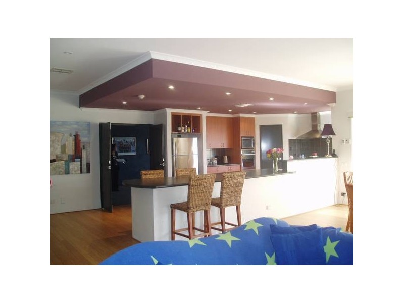 19 Evandale Rd, Darch WA 6065