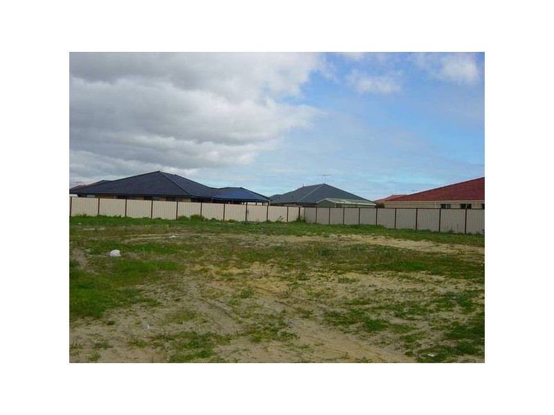 44 Russell Road, Madeley WA 6065