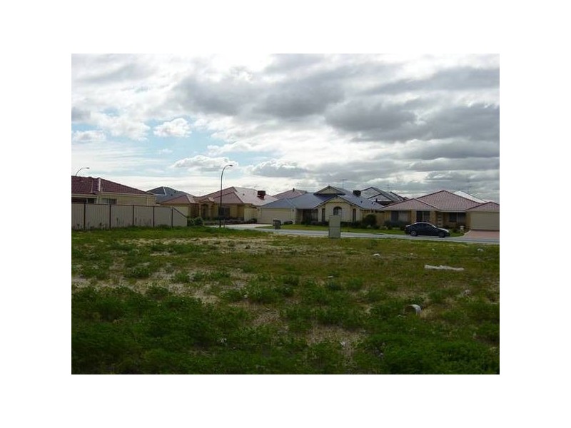 44 Russell Road, Madeley WA 6065