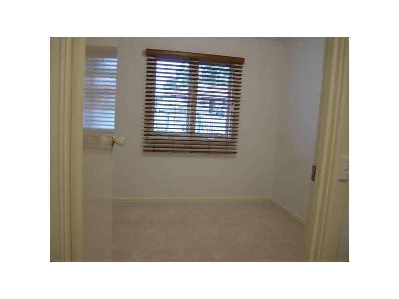 2/37 Varcoe Rd, Koondoola WA 6064