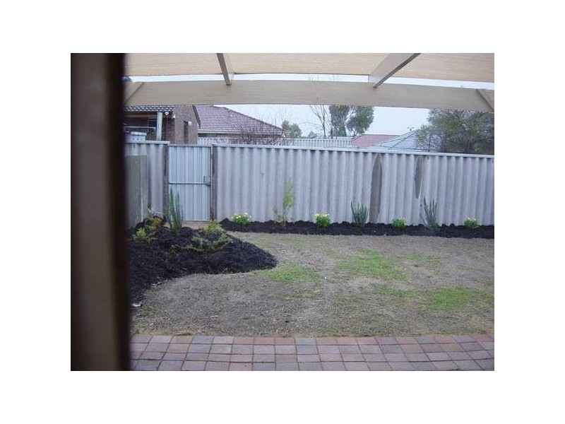 2/37 Varcoe Rd, Koondoola WA 6064