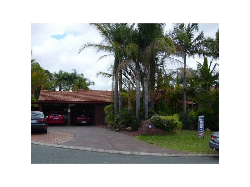 6 Liverpool Place, Alexander Heights WA 6064