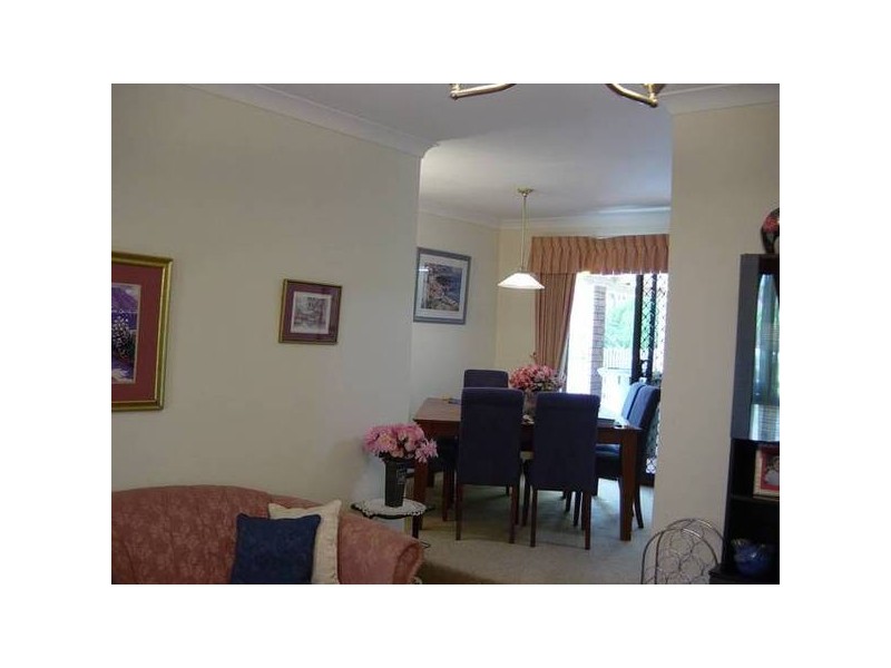 6 Liverpool Place, Alexander Heights WA 6064