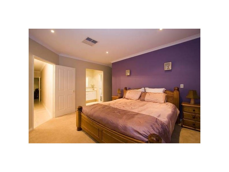 7 Hellfire Drive, Darch WA 6065