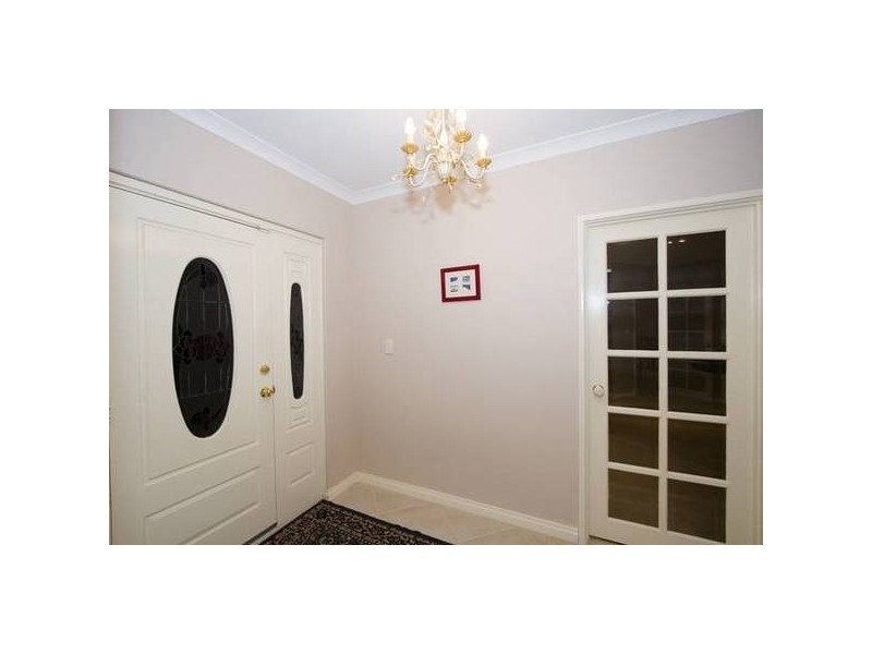 7 Hellfire Drive, Darch WA 6065