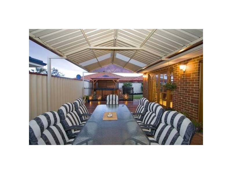 7 Hellfire Drive, Darch WA 6065