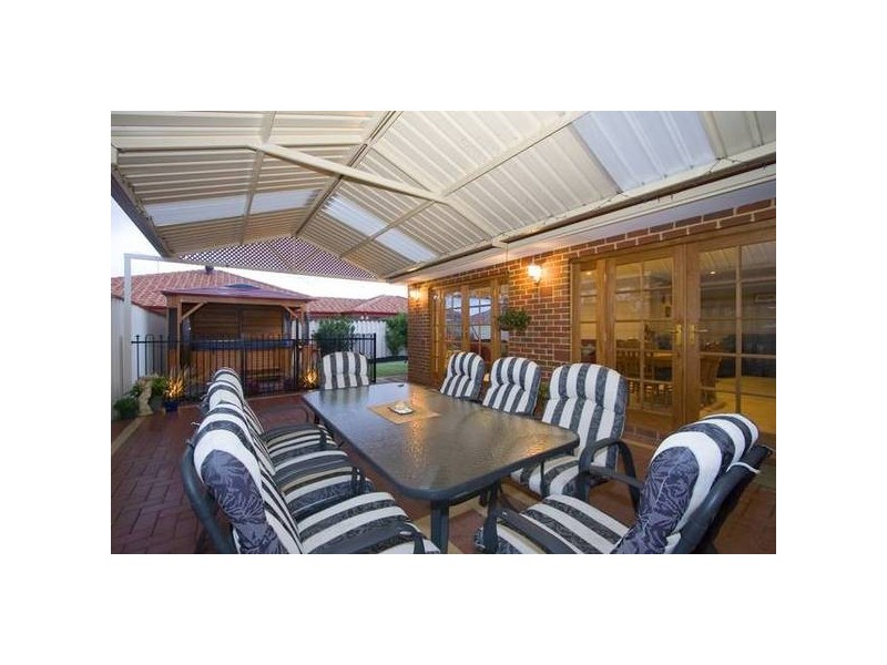 7 Hellfire Drive, Darch WA 6065