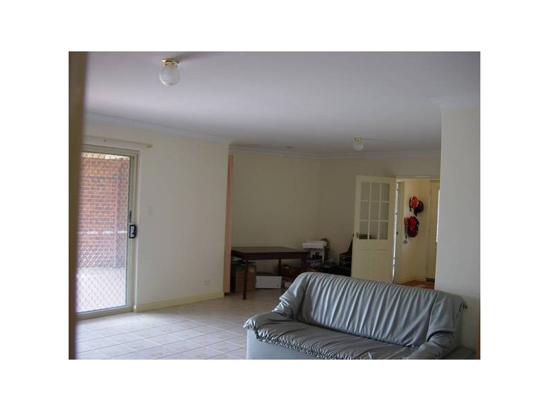 17 Sedgley Close, Landsdale WA 6065