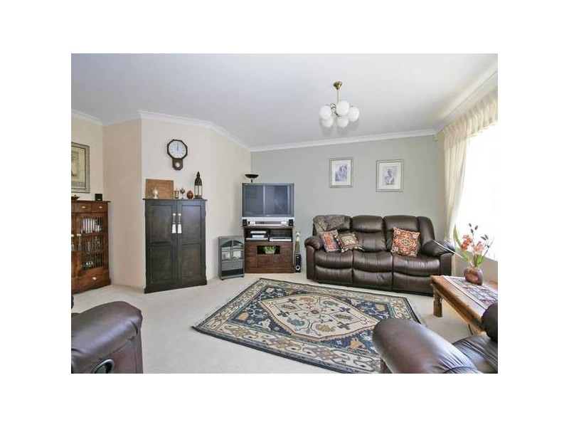 88 Azelia St, Alexander Heights WA 6064