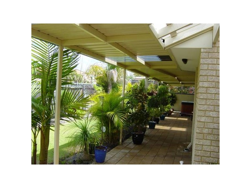 23 Southmead Drive, Landsdale WA 6065