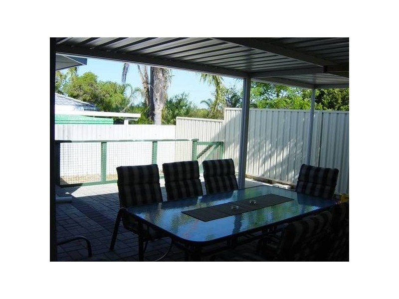 25 B Feathertop Rise, Alexander Heights WA 6064