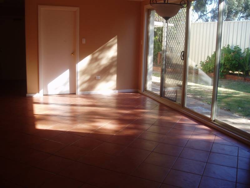 8 Logue Court, Balga WA 6061