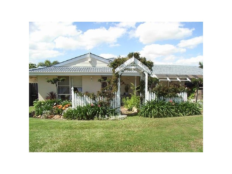 5 Coachwood Gardens, Ballajura WA 6066