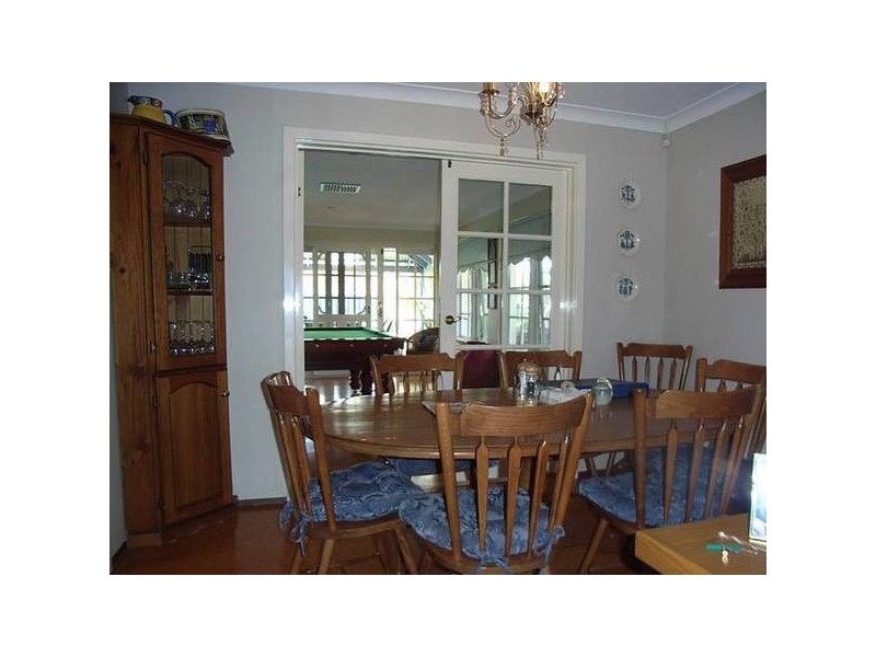 5 Coachwood Gardens, Ballajura WA 6066