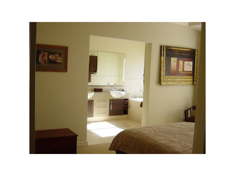 15 Hersey Parkway, Landsdale WA 6065