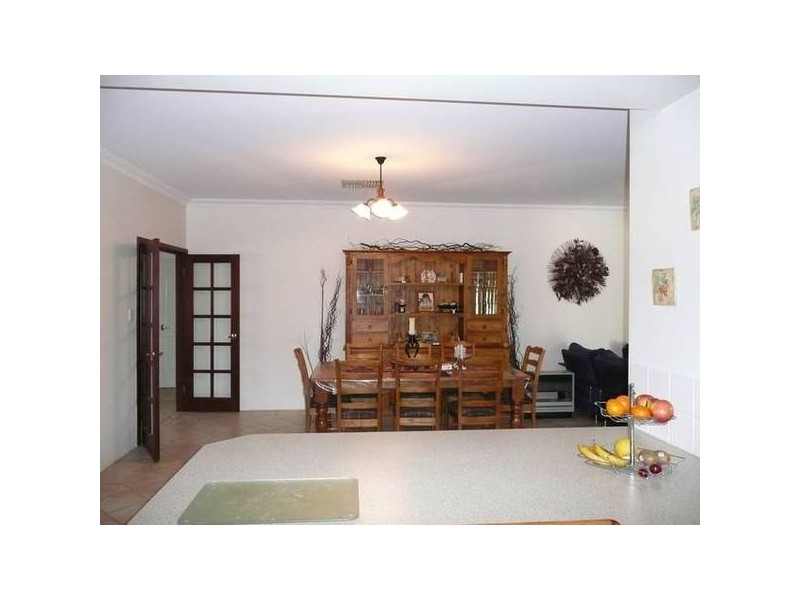 4 Strathpine Chase, Landsdale WA 6065