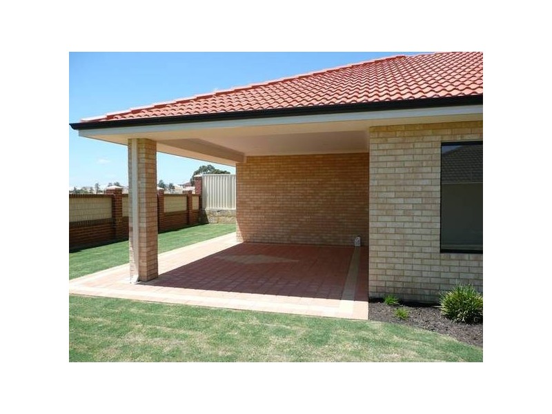 6 Glenesk St, Madeley WA 6065