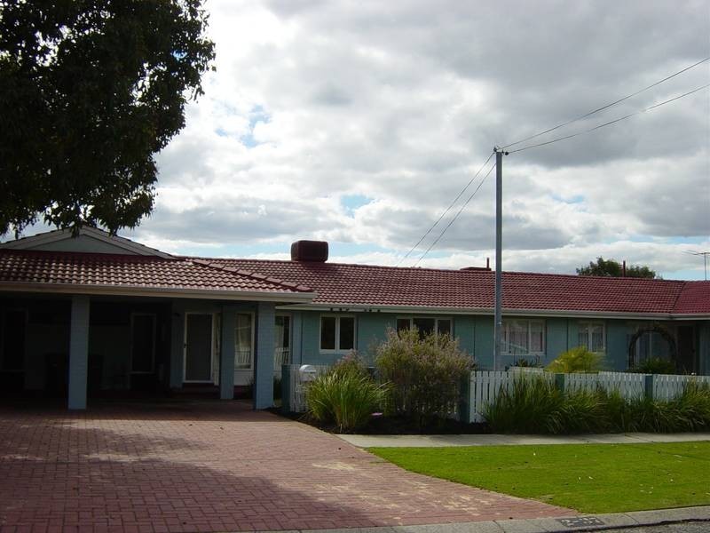 2/37 Varcoe Rd, Koondoola WA 6064