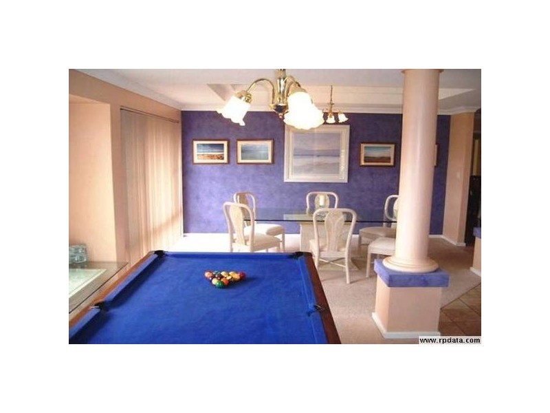 4 Camelot Grove, Carramar WA 6031